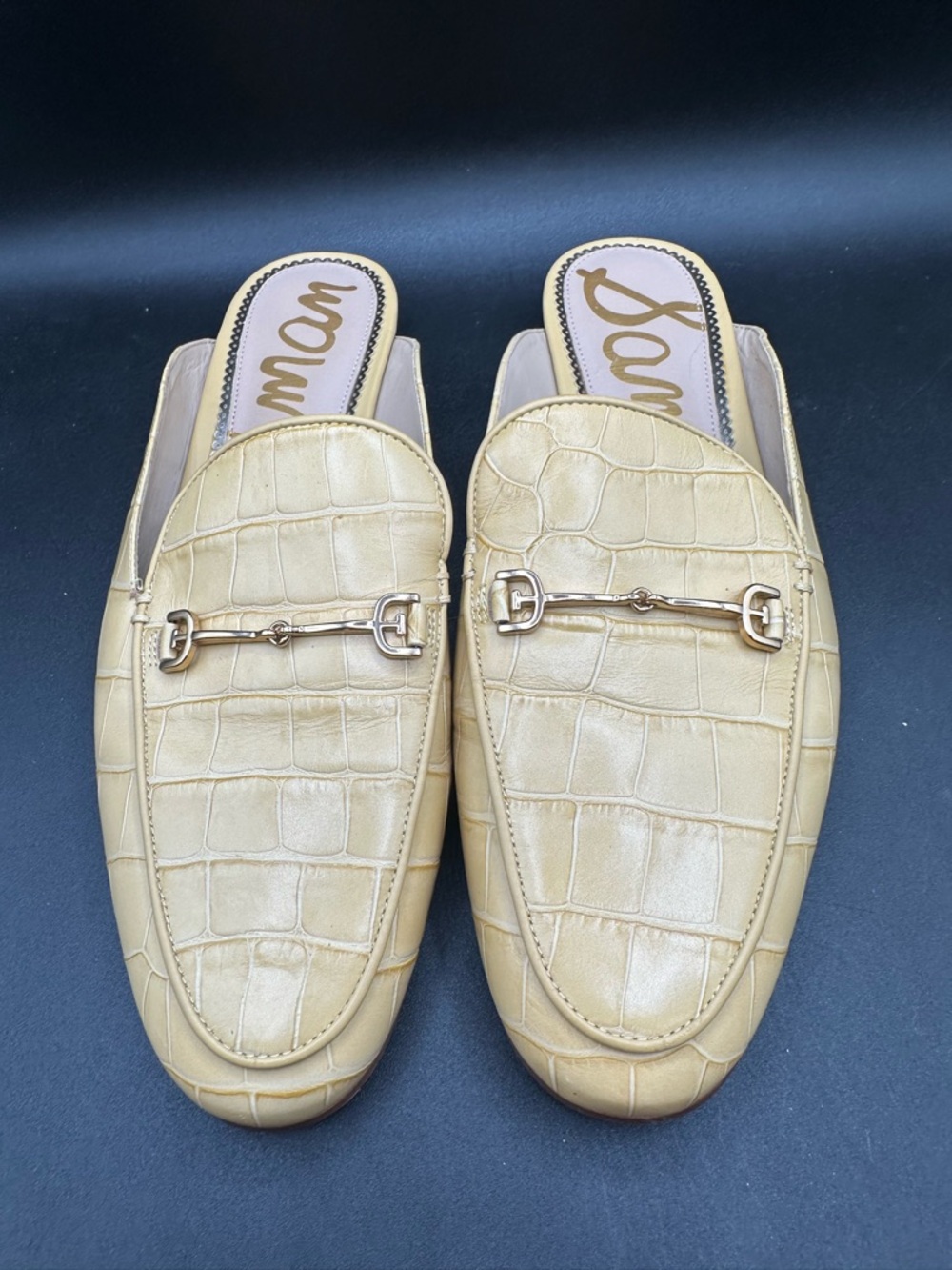 Sam Edelman Linnie Bit Mule Croc Embossed Leather Yellow Size 9.5 Gold Horsebit - Picture 2 of 5
